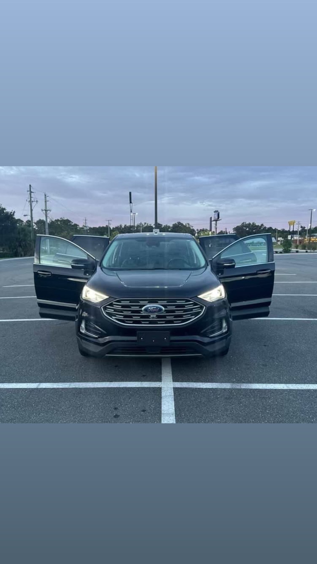 2022 Ford Edge Titanium 